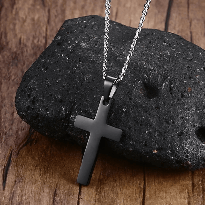 Colar-Crucifixo-Preto-Slim