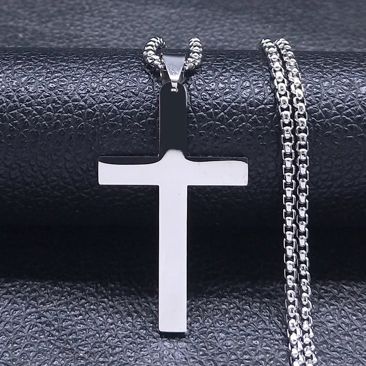 Colar-Crucifixo-Prateado-Slim